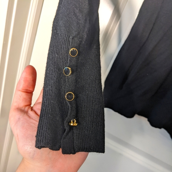 H&M black turtleneck - Picture 2 of 4